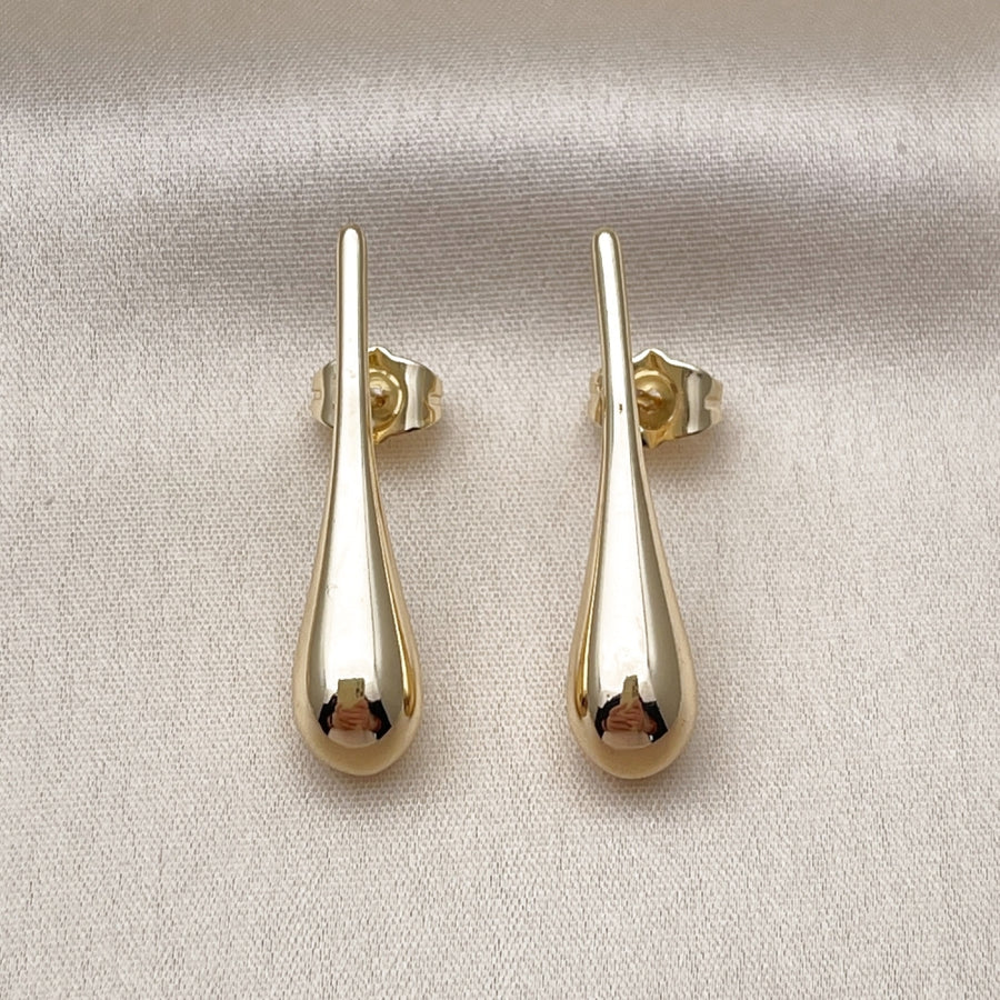 Oro Laminado Stud Earring, Gold Filled Style Teardrop and Hollow Design, Polished, Golden Finish