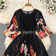 High Quality High Waist Short Sleeve Color Print Pleated O-Neck Dress