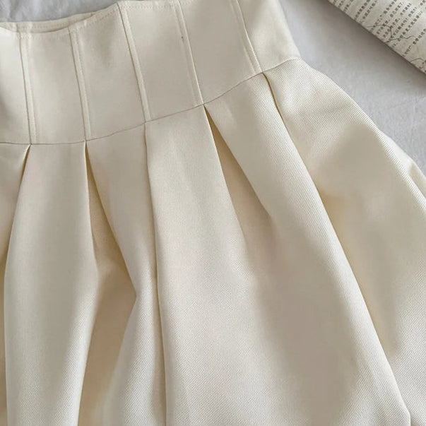 Two-piece set Elegant short jacket and long skirt suit with luxury pearl beads for women, high quality