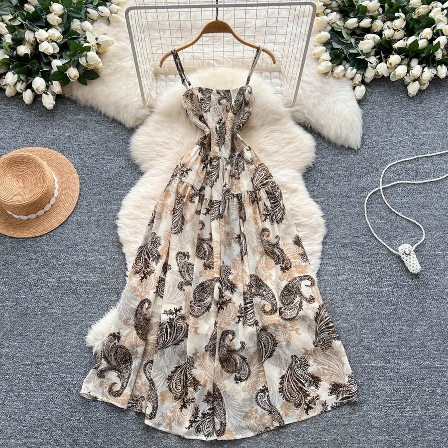 Women's long floral dress with thin straps, sleeveless, elastic, ruched with high-quality print
