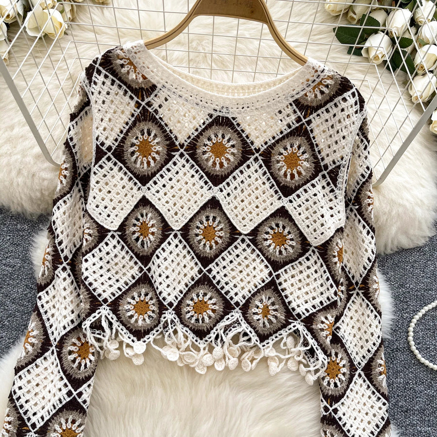 Bohemian Retro Knitted Tops Women Hook Flower Hollow Out Tassels Design Fashion Loose Autumn Beach Style Chic Blouse