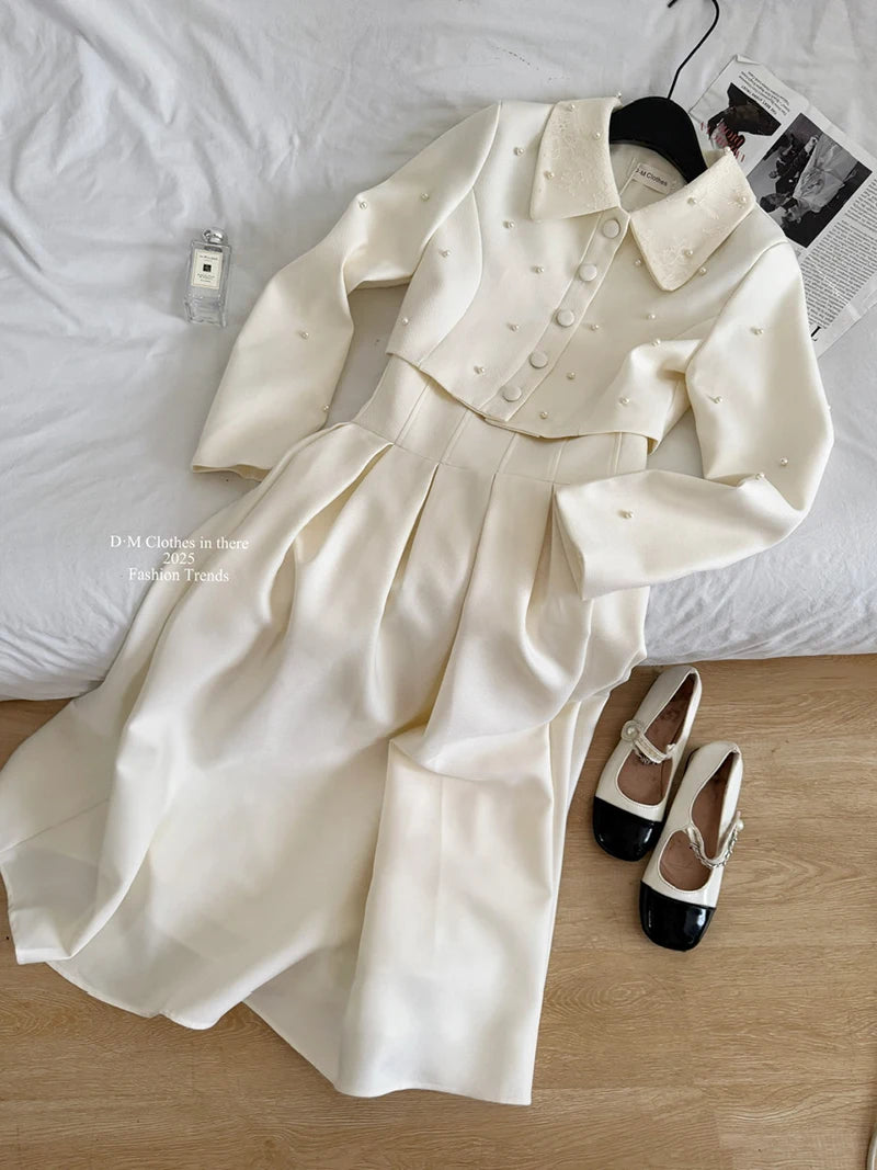 Two-piece set Elegant short jacket and long skirt suit with luxury pearl beads for women, high quality