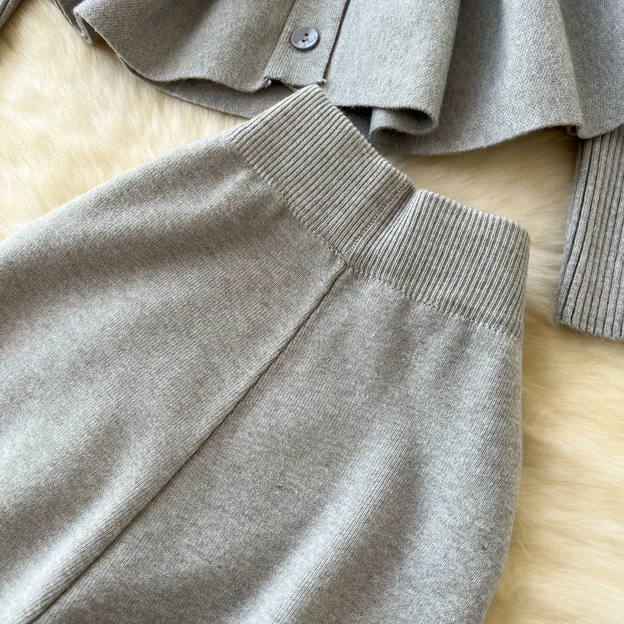 Fashion Luxury Women Sweater Suits Ruffles Slim Knitted Blouse + Elastic Long Flare Pant Two Piece Sets High Quality
