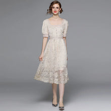 High Quality Short Sleeve Sweet Below Knee Length Flower Embroidery Lace Dress