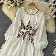 Elegant dress with flower embroidery O-neck and long puff sleeves and high quality belt