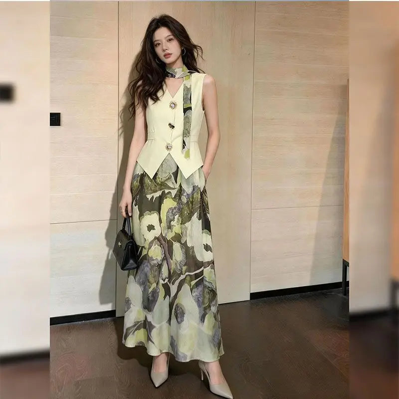 New Summer Office Lady Women's Suit Fashion V-neck Sleeveless Vest Top with Ribbon + A-line Printed Long Skirt Two Piece Set