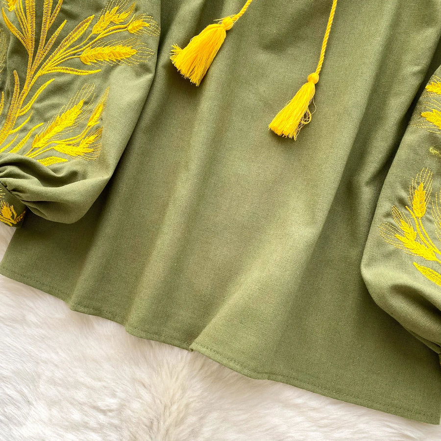 Retro Ethnic Heavy Embroidery Belted round Ne Lantern Sve irt Women Loose Casual Top Faionable Base irt