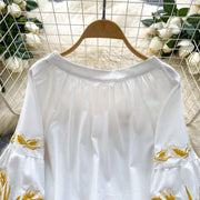 Retro Ethnic Heavy Embroidery Belted round Ne Lantern Sve irt Women Loose Casual Top Faionable Base irt