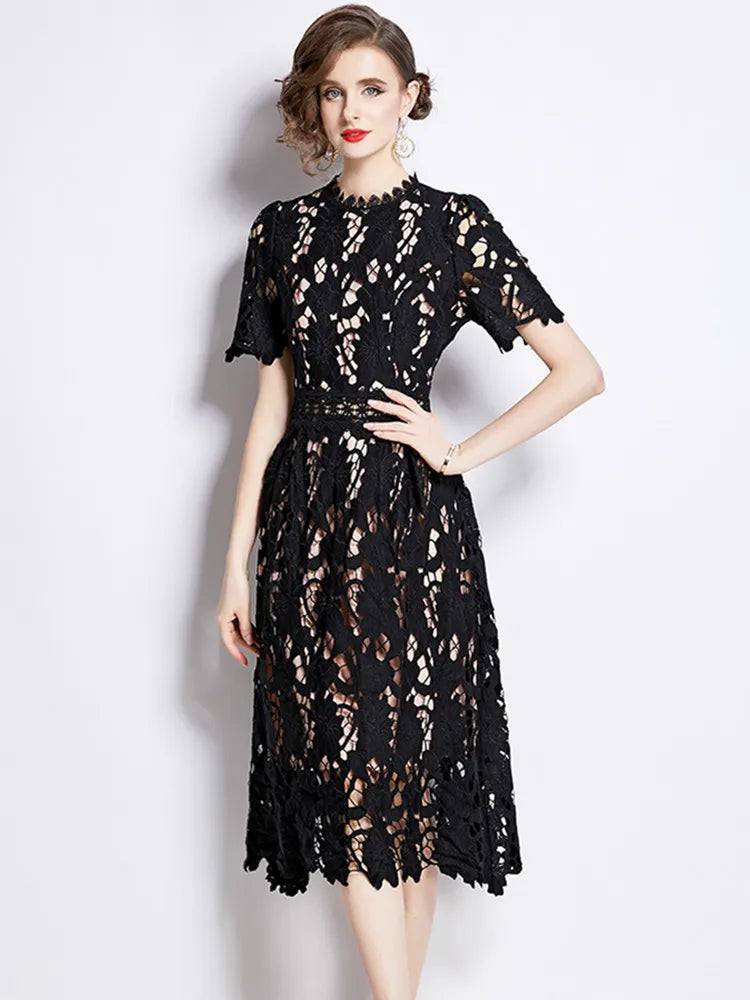 High-end embroidered lace round neck short-sleeved openwork dress