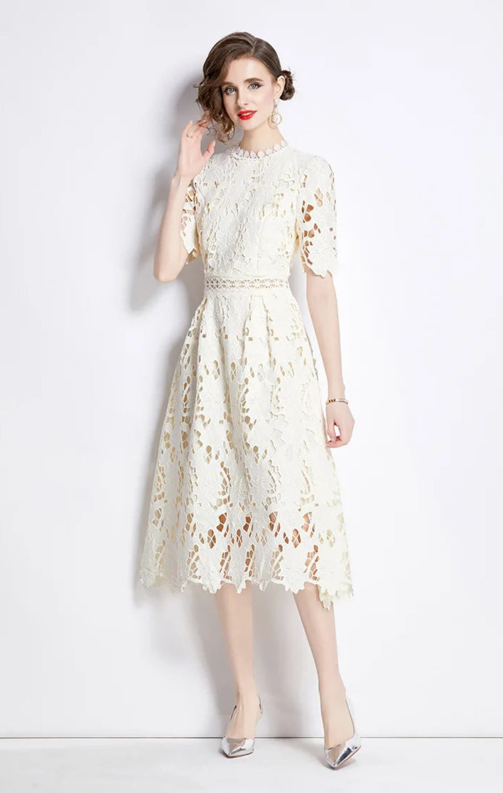 High-end embroidered lace round neck short-sleeved openwork dress