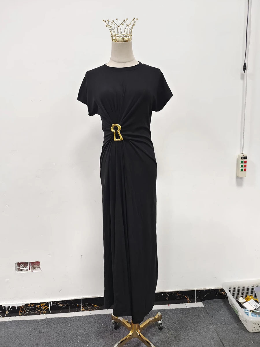 French retro round neck, short sleeve, high waist, straight dress with high-quality spliced metal pins