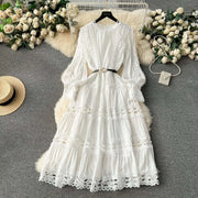 High-waisted dresses with openwork lace and patchwork, fitted, A-line, round neck, high-quality puff sleeves