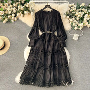 High-waisted dresses with openwork lace and patchwork, fitted, A-line, round neck, high-quality puff sleeves