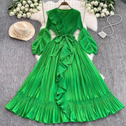 High quality pleated dress, V-neck, long lantern sleeves, elastic laces, oversized ruffles