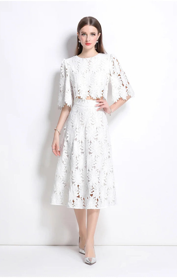 Elegant two-piece set, round neck, hollow-out crop top, high-quality high-waist skirt