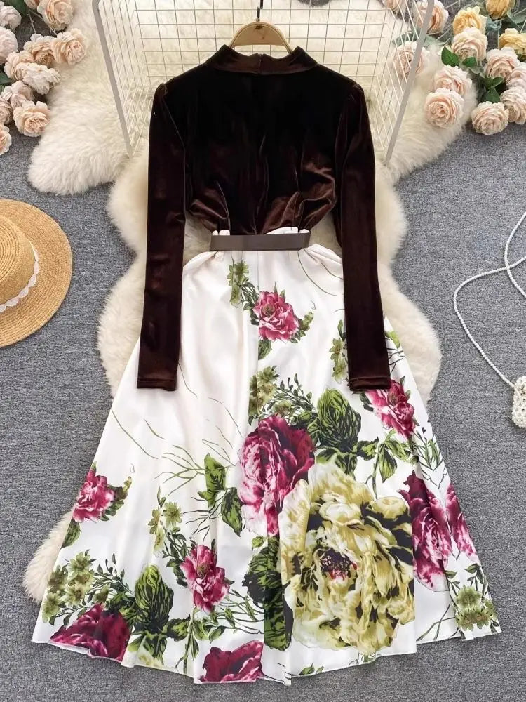 High Quality Letter V Neck Floral Velvet Dress with Belt