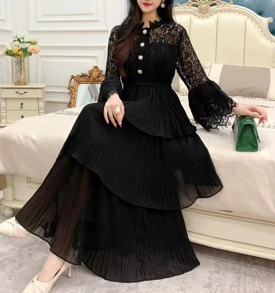 High Quality Lace Patchwork Sweet Pleated Long Sleeves Maxi Dress Black / One Size High Quality Lace Patchwork Sweet Pleated Long Sleeves Maxi Dress Black / One Size