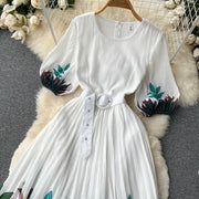 High Quality Round Neck Leaf Floral Print Belted Short Sleeve Pleated Long Dress