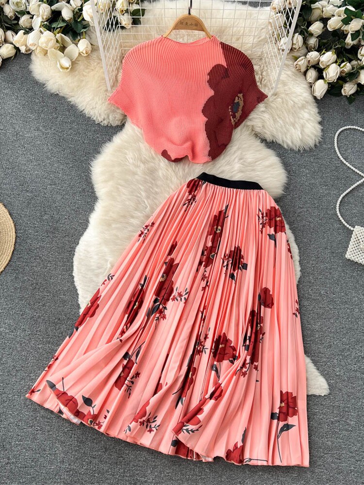 Two Piece Set Floral Print Pleated Elastic Raglan Sleeve T-shirt Top + Long Skirt High Quality