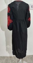 High Quality Long Sleeve Round Neck Embroidered Dress