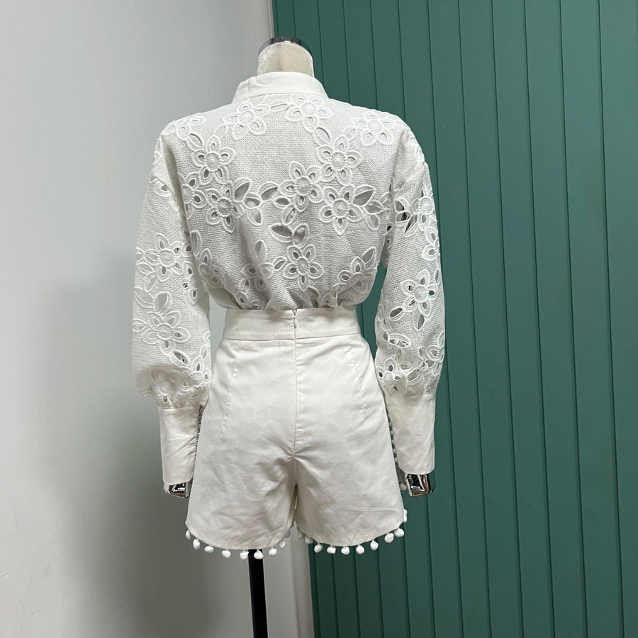 New stylish classic chic water-soluble lace openwork shirt+wool ball cotton and linen shorts suit