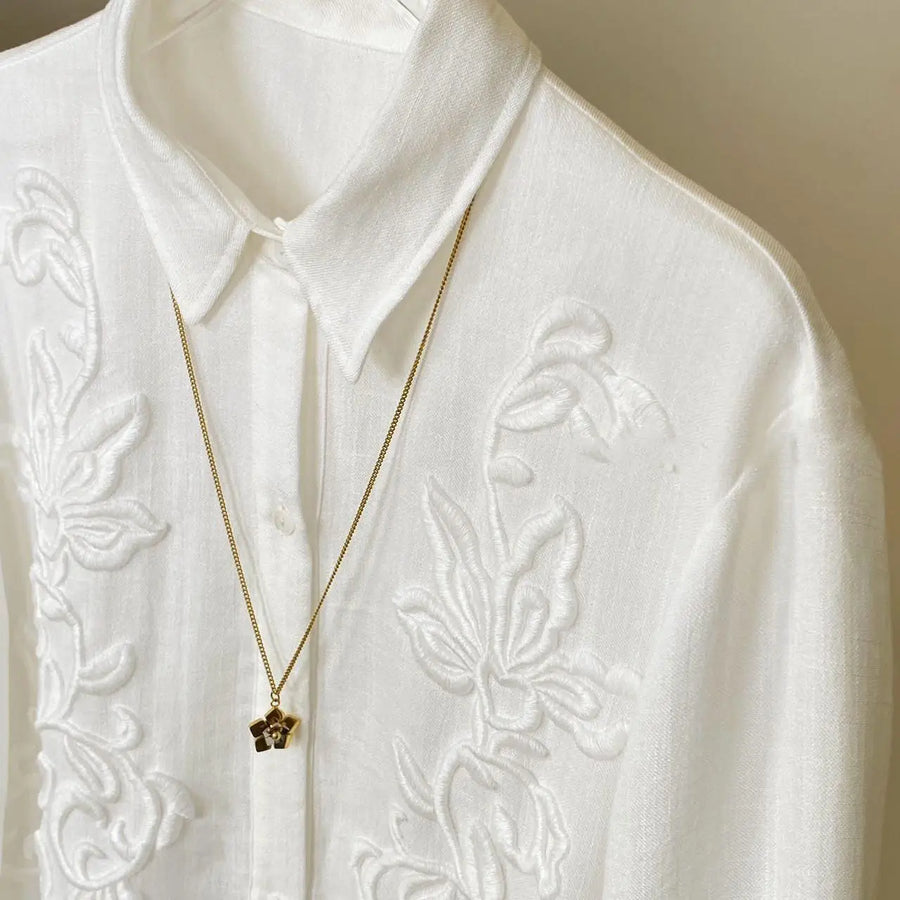 New Style Shirt Women's French Style Niche Design Embroidered Jacquard Retro Versatile White Long Sleeved Shirt