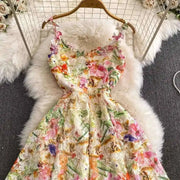 Long dress with open back and sexy A-line cut with high-quality flowers and embroidered lace