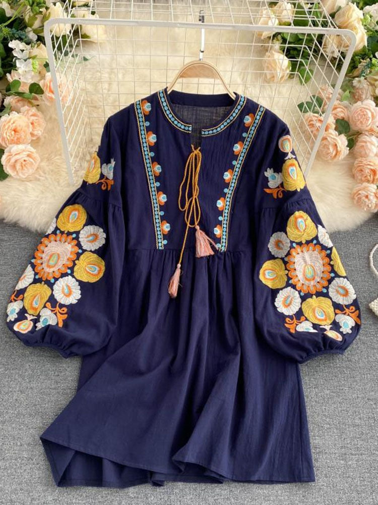 High-quality multi-color long-sleeved embroidered print dress