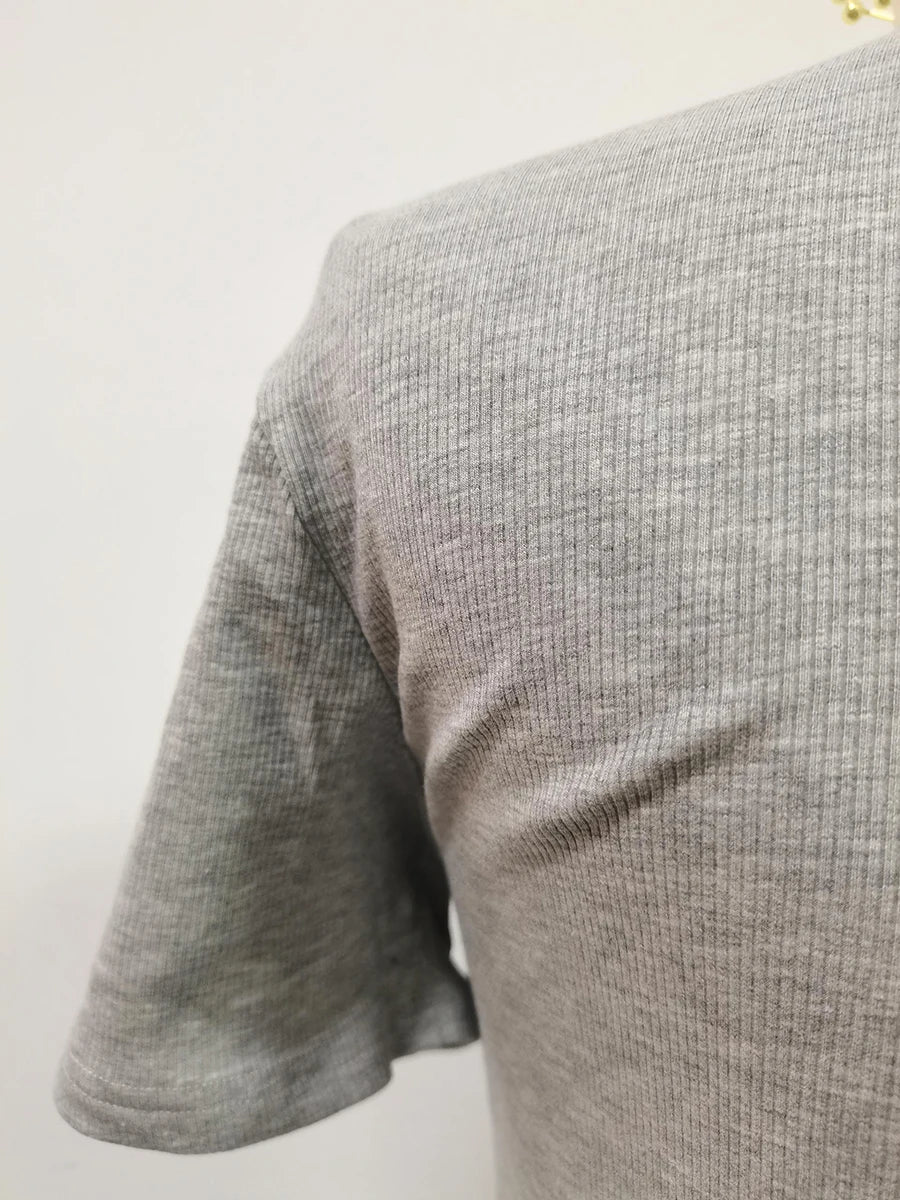 Casual plain pleated patchwork round neck short sleeve t-shirts with spliced metal buckle