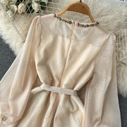 Elegant dress with flower embroidery O-neck and long puff sleeves and high quality belt