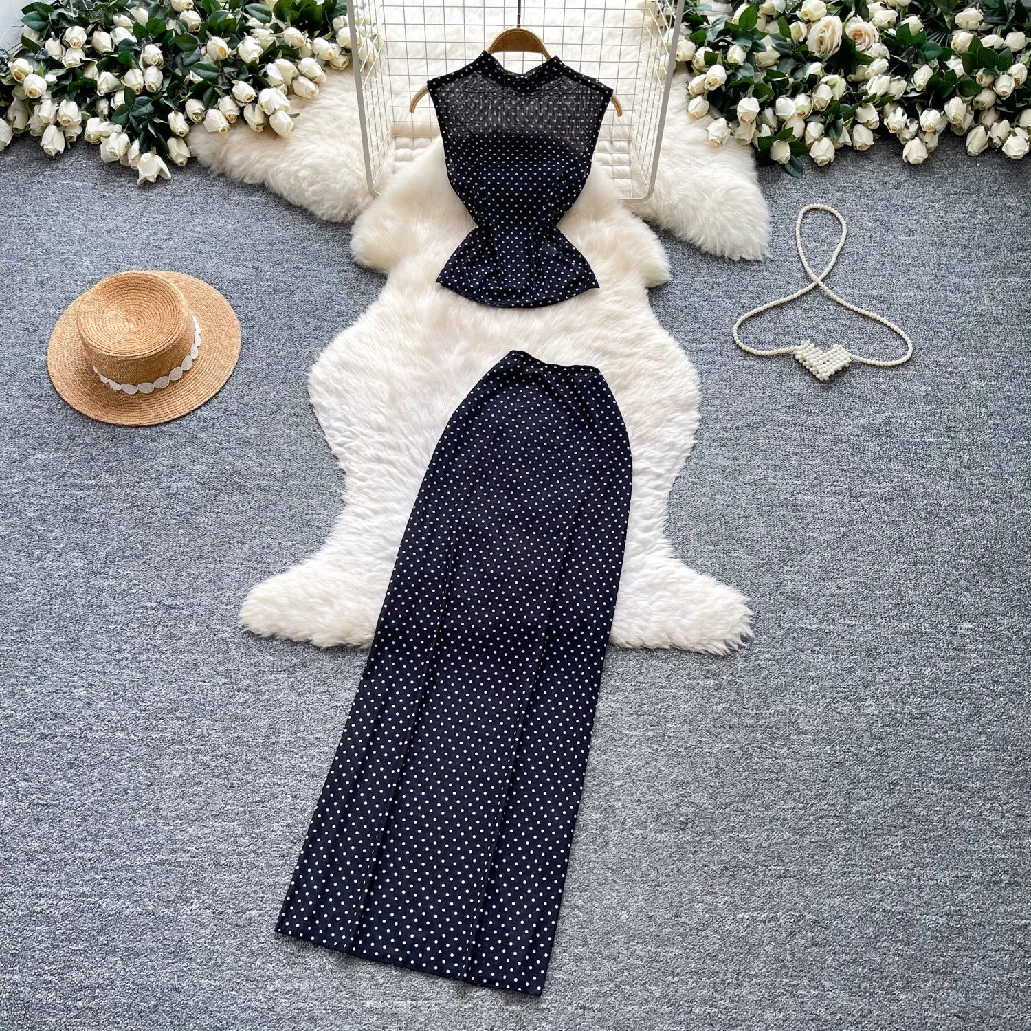 French-style gentle polka dot sleeveless two-piece set for women Summer slim-fit elegant business suit