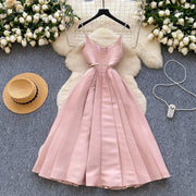 High-quality A-line dress with straps, V-neck, sleeveless, elegant fitted waist