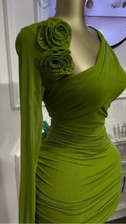 Long-sleeved floral appliqué slash neck ruched bodycon midi dress