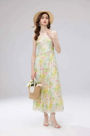 Long dress with open back and sexy A-line cut with high-quality flowers and embroidered lace