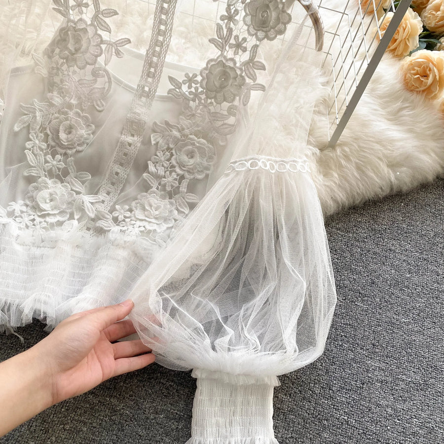 High quality vintage lace puff long sleeve blouse with a High quality vintage lace puff long sleeve blouse with a