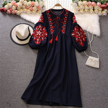 High Quality Long Sleeve Round Neck Embroidered Dress