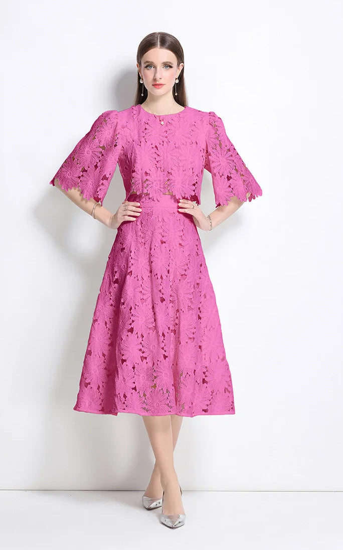 Elegant two-piece set, round neck, hollow-out crop top, high-quality high-waist skirt