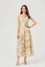 Long dress with open back and sexy A-line cut with high-quality flowers and embroidered lace