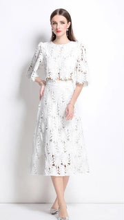 Elegant two-piece set, round neck, hollow-out crop top, high-quality high-waist skirt