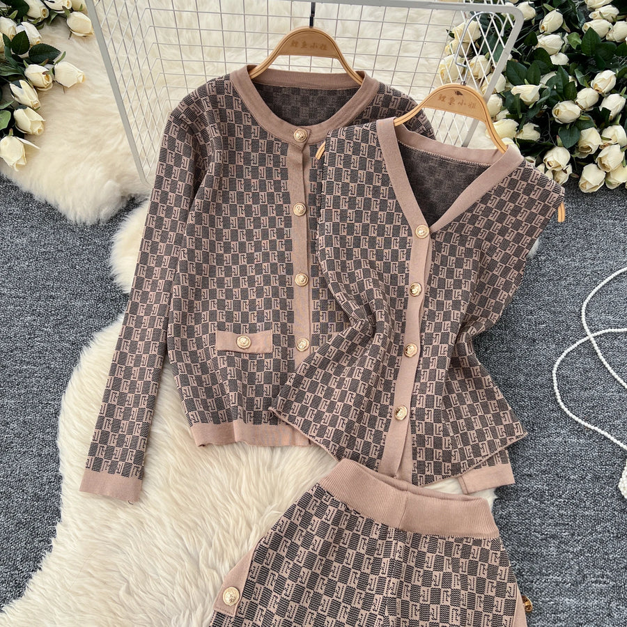 Three-piece sets knitted cardigans + high quality elastic long pants.