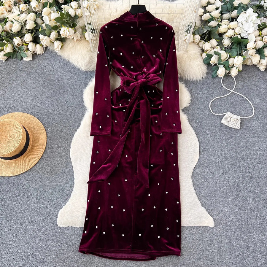 High Quality Long Sleeve V Neck Thick Velvet Diamond Embellished Dress