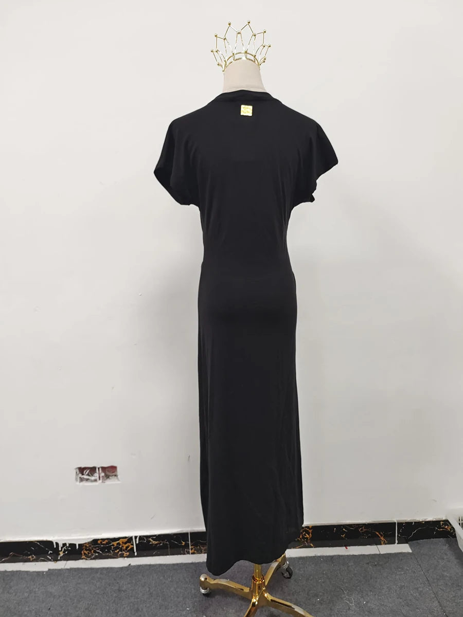 French retro round neck, short sleeve, high waist, straight dress with high-quality spliced metal pins