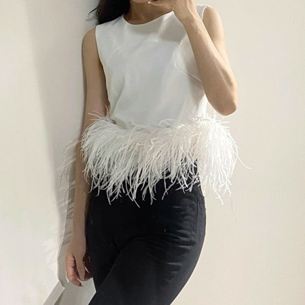 round neck sleeveless feather design shirt