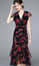 High Quality Vintage Designer V Neck Elegant Floral Dress