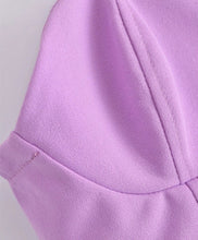 Short blouse with thin straps, open back, in purple, white and black